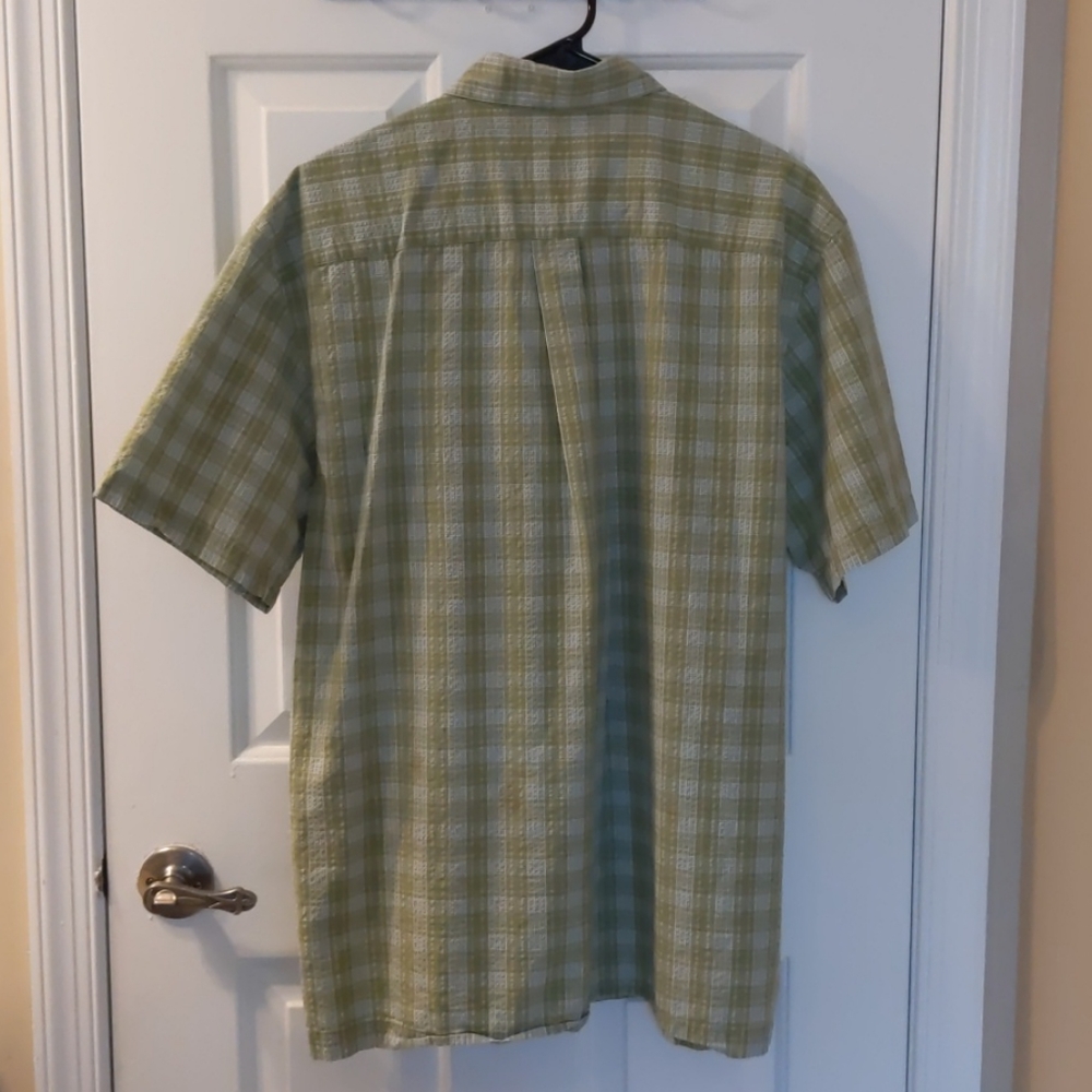 Izod Green Plaid Short Sleeve Shirt . Size L - Picture 9 of 9